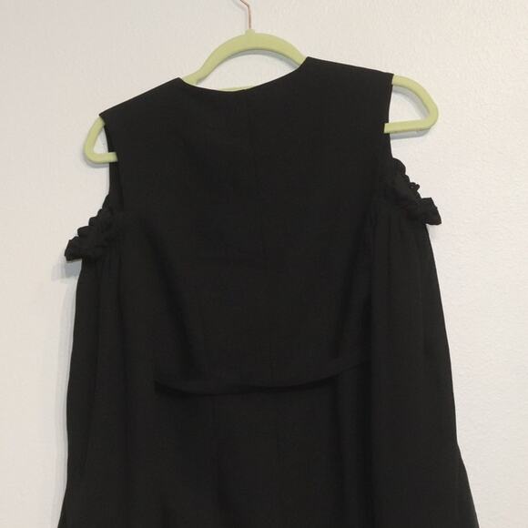 Missguided Black Cold Shoulder Ruffle Detail Blazer Sz 4 NWT - Picture 9 of 13